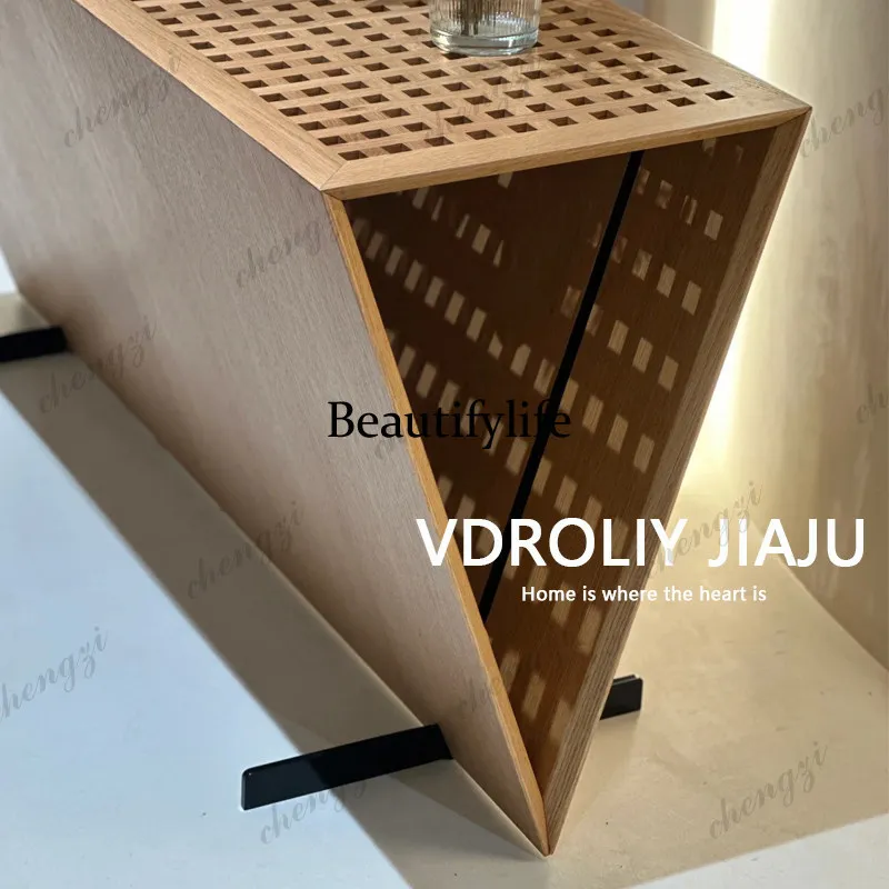 Tables - H134 Тумба в средневековом французском стиле